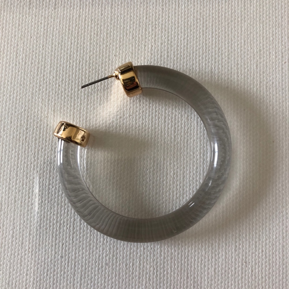 NWT Clear Acrylic Chunky Hoops - Picture 4 of 4